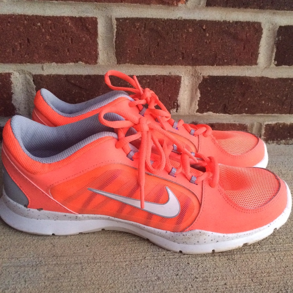 Nike Orange Sneakers‎